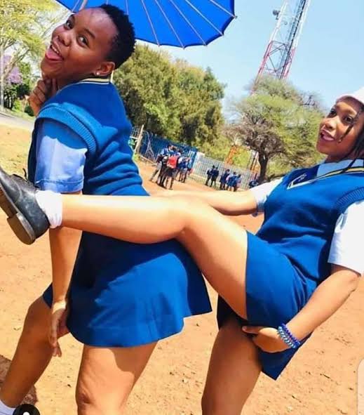 Hot Abuja lesbians whatsapp group. Abj lez connect.