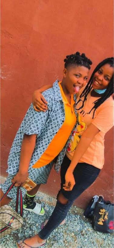 Romantic Enugu lesbians whatsapp group.