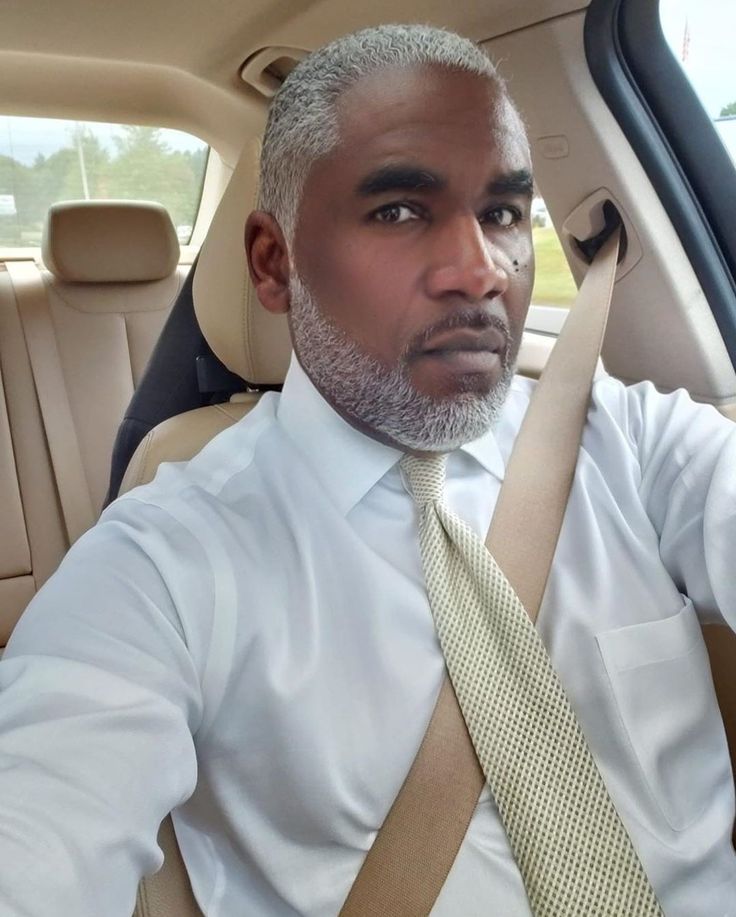 Lagos sugar daddy whatsapp group. Ikeja big men dating.