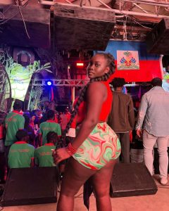 Hot runsbabes in Naija. www.eremmel.com 